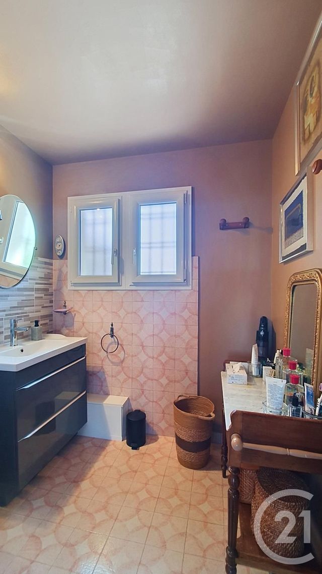 Maison &agrave; vendre - 6 pi&egrave;ces - 136,58 m2 - Rochecorbon - 37 - CENTRE
