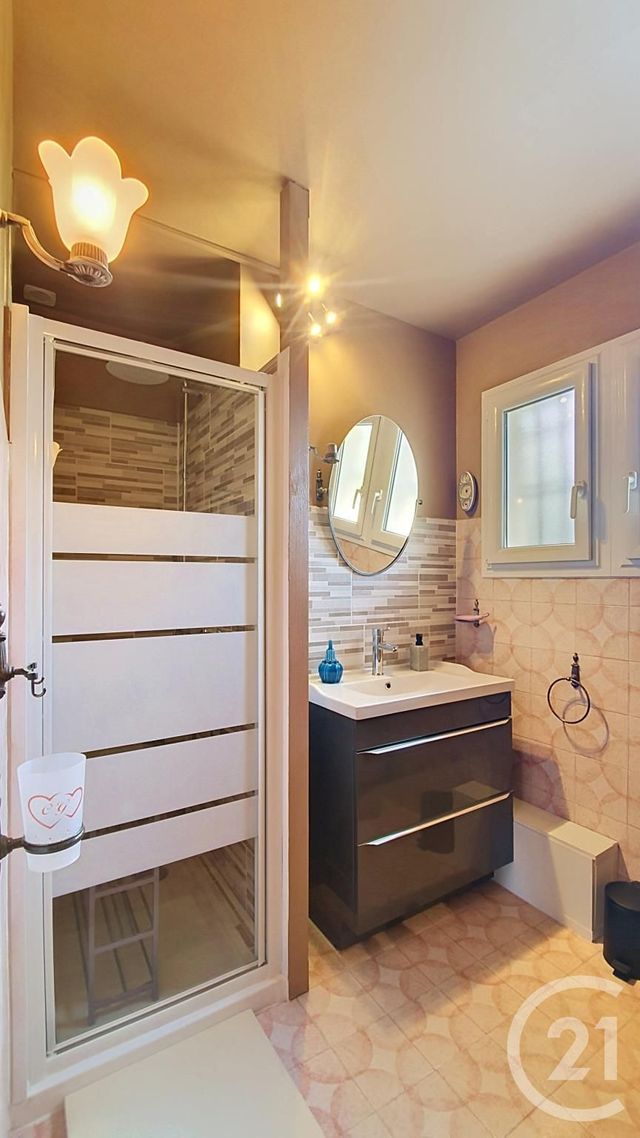 Maison &agrave; vendre - 6 pi&egrave;ces - 136,58 m2 - Rochecorbon - 37 - CENTRE