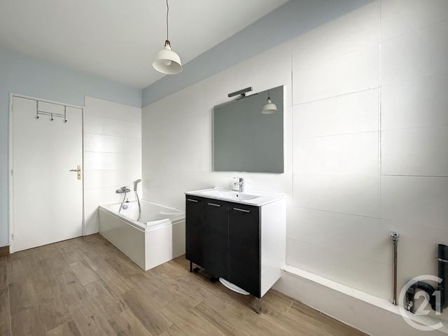 Appartement a louer tours - 3 pièce(s) - 72.5 m2 - Surfyn