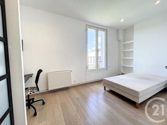 Appartement Chambre &agrave; louer - 1 pi&egrave;ce - 16,17 m2 - Tours - 37 - CENTRE