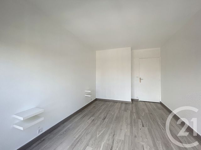 Appartement T3 &agrave; louer - 3 pi&egrave;ces - 69,24 m2 - Joue Les Tours - 37 - CENTRE