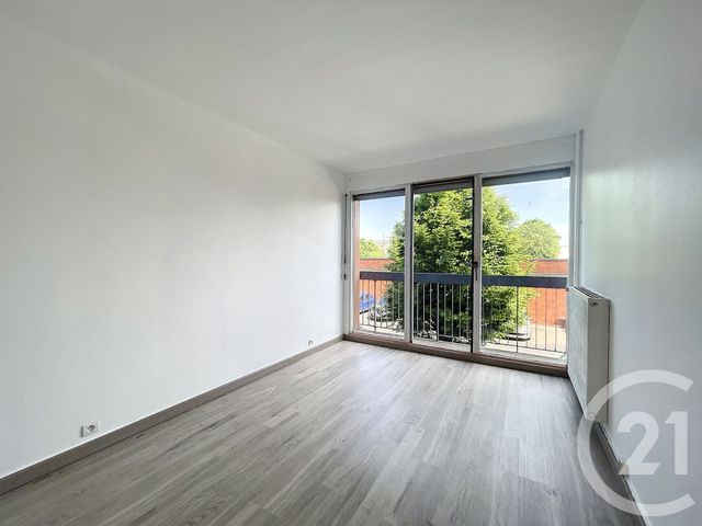 Appartement T3 &agrave; louer - 3 pi&egrave;ces - 69,24 m2 - Joue Les Tours - 37 - CENTRE