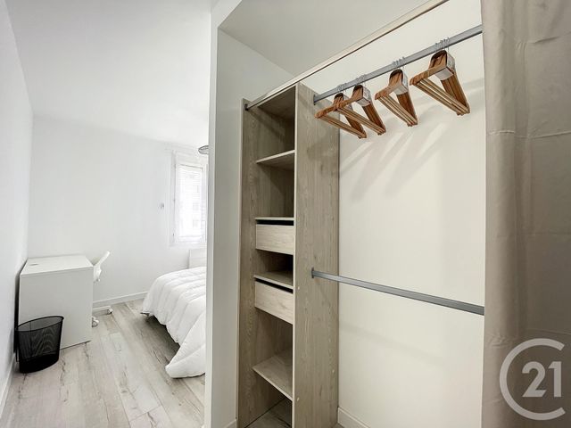 Appartement Chambre à louer - 5 pièces - 11,42 m2 - Tours - 37 - CENTRE