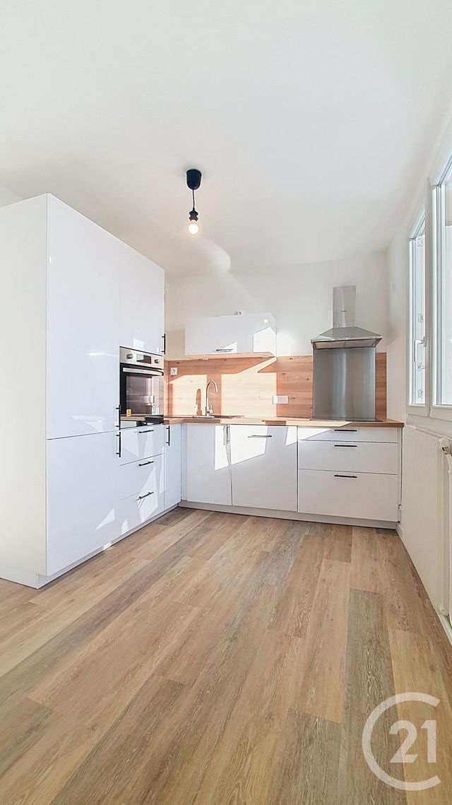 Appartement à vendre - 3 pièces - 66 m2 - La Riche - 37 - CENTRE