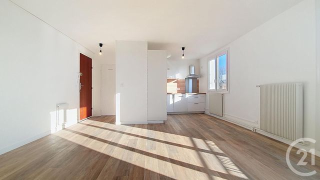 Appartement à vendre - 3 pièces - 66 m2 - La Riche - 37 - CENTRE