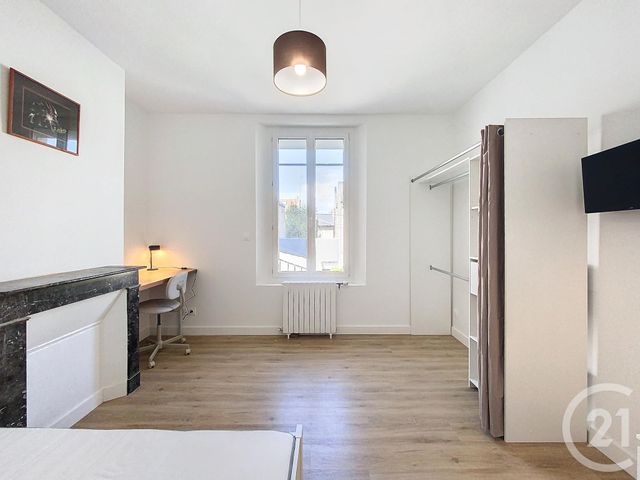 Appartement Chambre à louer - 7 pièces - 14,12 m2 - Tours - 37 - CENTRE