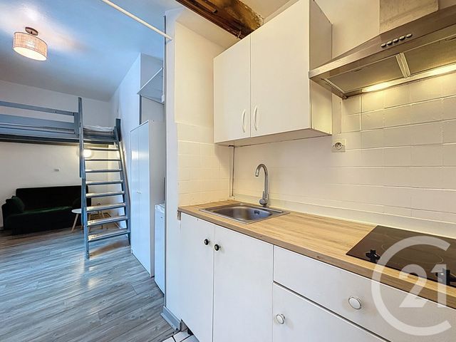 Appartement T1 &agrave; louer - 1 pi&egrave;ce - 16 m2 - Tours - 37 - CENTRE