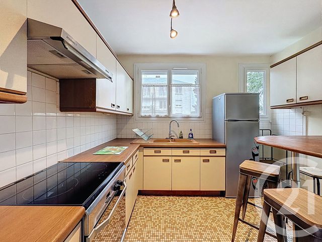 Appartement T2 &agrave; louer - 2 pi&egrave;ces - 61,18 m2 - St Cyr Sur Loire - 37 - CENTRE