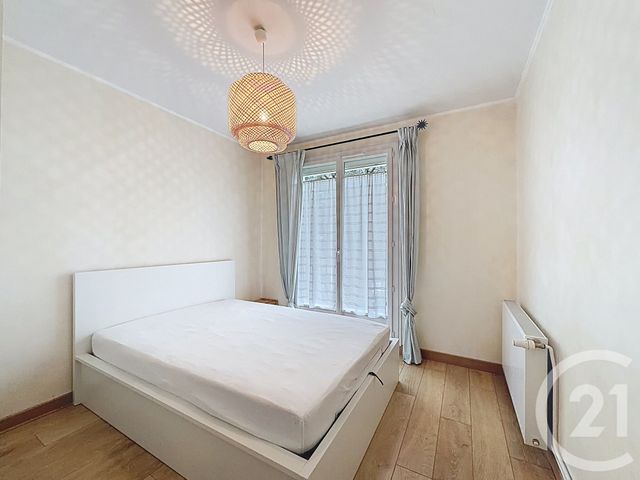 Appartement T2 &agrave; louer - 2 pi&egrave;ces - 61,18 m2 - St Cyr Sur Loire - 37 - CENTRE