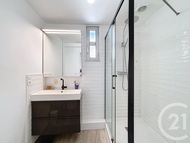 Appartement T2 &agrave; louer - 2 pi&egrave;ces - 63,27 m2 - Tours - 37 - CENTRE