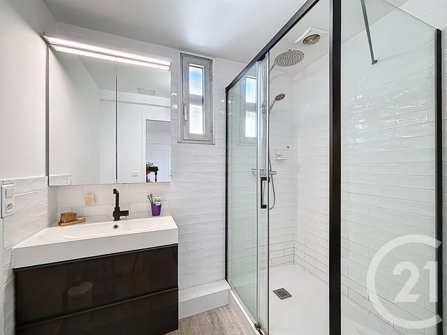 Appartement T2 &agrave; louer - 2 pi&egrave;ces - 63,27 m2 - Tours - 37 - CENTRE