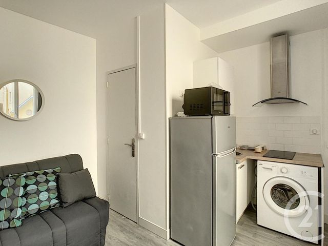 Appartement T1 &agrave; louer - 1 pi&egrave;ce - 13,25 m2 - Tours - 37 - CENTRE