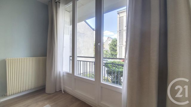 Appartement T1 &agrave; louer - 1 pi&egrave;ce - 27,27 m2 - Tours - 37 - CENTRE