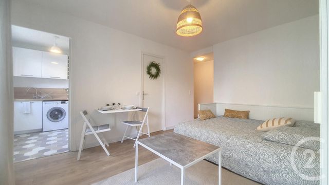 Appartement T1 &agrave; louer - 1 pi&egrave;ce - 27,27 m2 - Tours - 37 - CENTRE