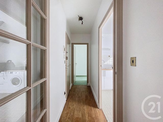 Appartement T1 &agrave; louer - 1 pi&egrave;ce - 27,81 m2 - Tours - 37 - CENTRE