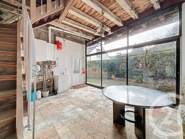 Maison &agrave; louer - 5 pi&egrave;ces - 103,50 m2 - Rochecorbon - 37 - CENTRE