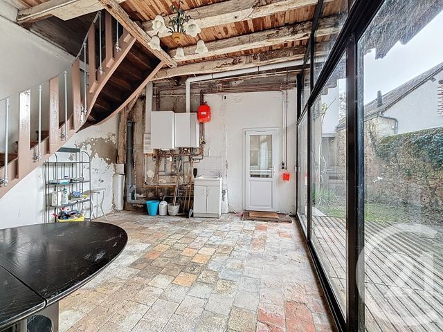 Maison &agrave; louer - 5 pi&egrave;ces - 103,50 m2 - Rochecorbon - 37 - CENTRE
