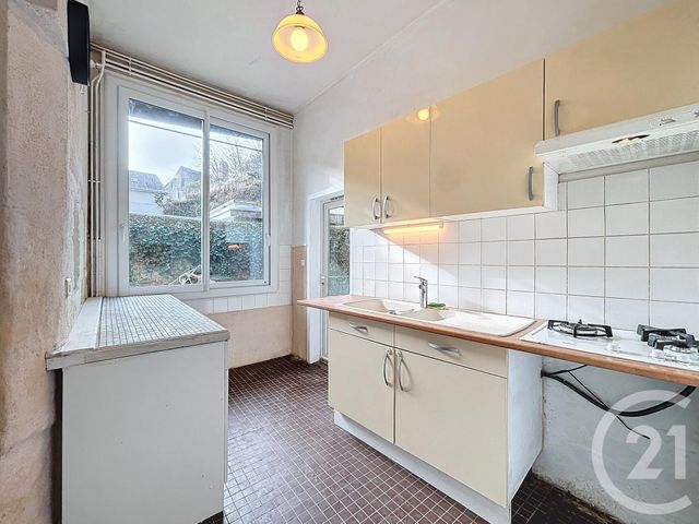 Maison &agrave; louer - 5 pi&egrave;ces - 103,50 m2 - Rochecorbon - 37 - CENTRE