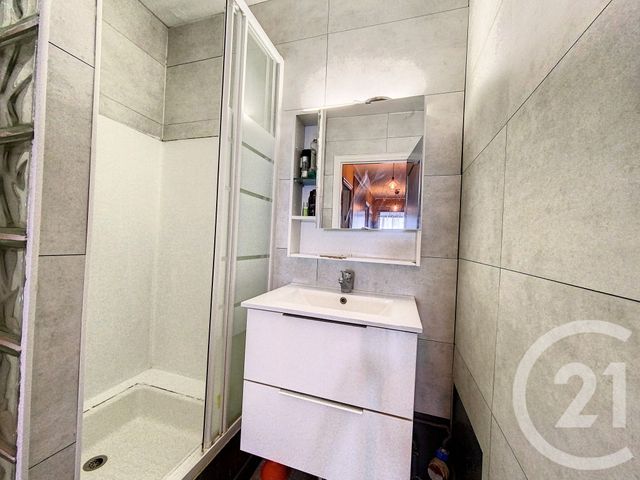 Chambre &agrave; louer - 1 pi&egrave;ce - 9 m2 - Tours - 37 - CENTRE