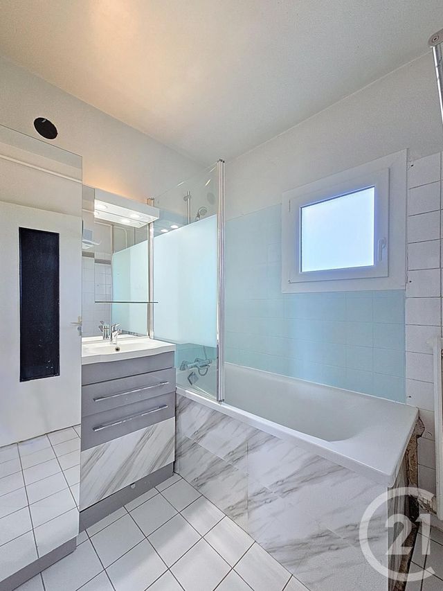 Appartement T3 &agrave; vendre - 3 pi&egrave;ces - 65,41 m2 - Tours - 37 - CENTRE