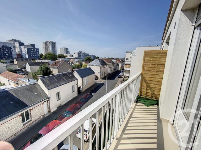 Appartement Chambre &agrave; louer - 1 pi&egrave;ce - 11 m2 - Tours - 37 - CENTRE