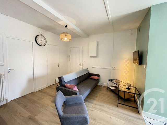 Appartement Chambre &agrave; louer - 6 pi&egrave;ces - 10,92 m2 - Tours - 37 - CENTRE