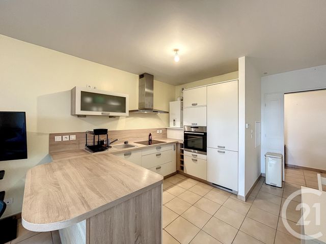 Appartement T3 &agrave; louer - 3 pi&egrave;ces - 62,90 m2 - Tours - 37 - CENTRE