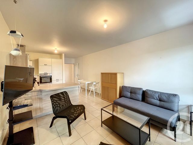Appartement T3 &agrave; louer - 3 pi&egrave;ces - 62,90 m2 - Tours - 37 - CENTRE