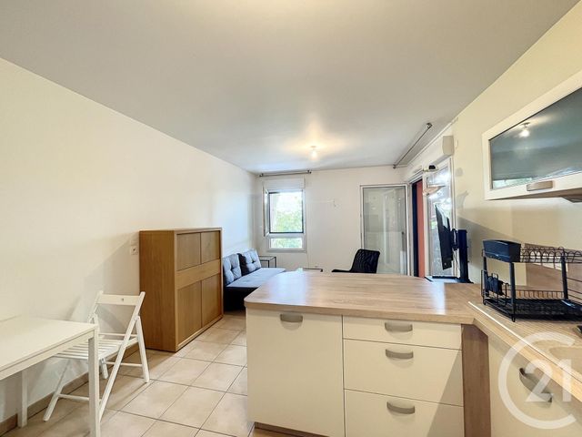 Appartement T3 &agrave; louer - 3 pi&egrave;ces - 62,90 m2 - Tours - 37 - CENTRE
