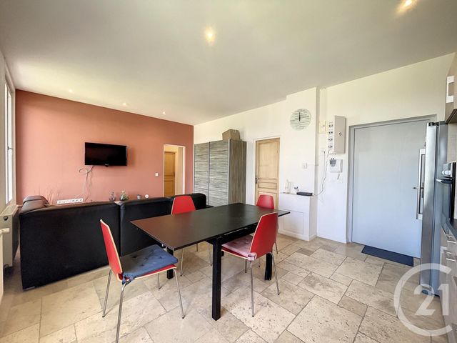 Appartement Chambre &agrave; louer - 1 pi&egrave;ce - 17,50 m2 - Tours - 37 - CENTRE