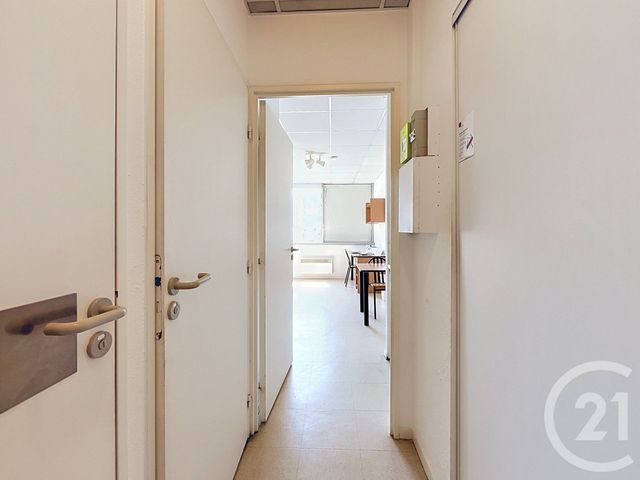 Appartement T1 &agrave; louer - 1 pi&egrave;ce - 21 m2 - Tours - 37 - CENTRE