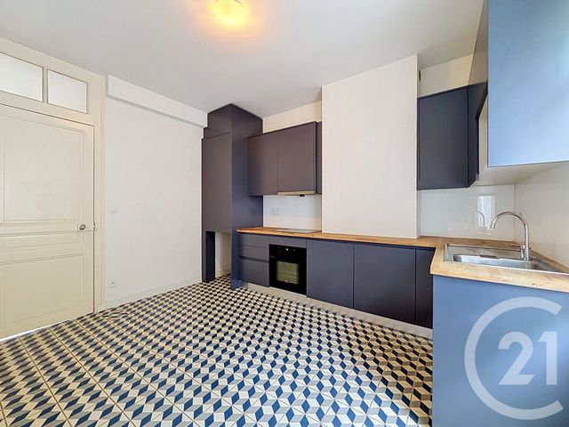 Appartement T2 &agrave; louer - 2 pi&egrave;ces - 62,75 m2 - Tours - 37 - CENTRE