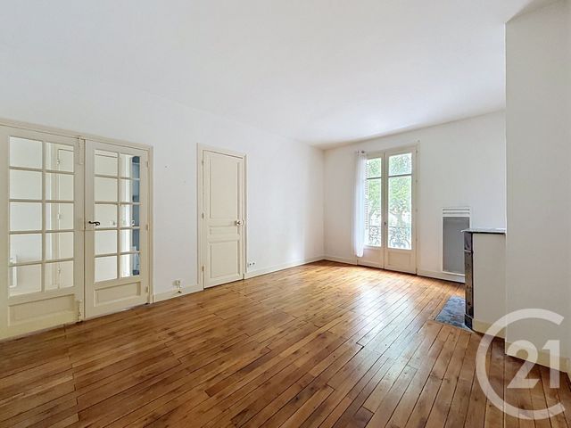 Appartement T2 &agrave; louer - 2 pi&egrave;ces - 62,75 m2 - Tours - 37 - CENTRE