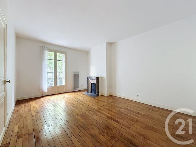Appartement T2 &agrave; louer - 2 pi&egrave;ces - 62,75 m2 - Tours - 37 - CENTRE