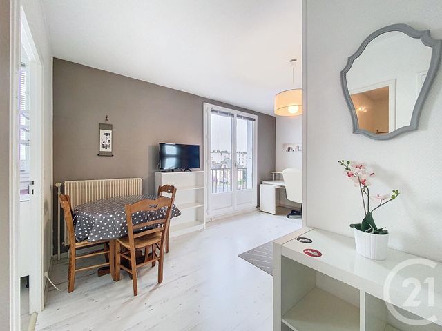 Appartement T1 &agrave; louer - 1 pi&egrave;ce - 26,87 m2 - Tours - 37 - CENTRE