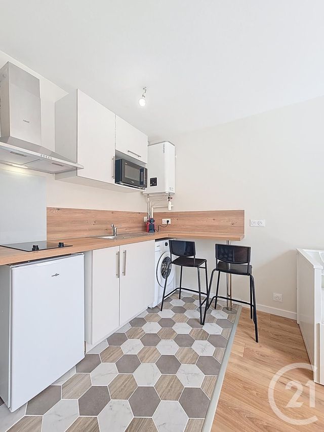 Appartement T1 &agrave; louer - 1 pi&egrave;ce - 28,01 m2 - Tours - 37 - CENTRE