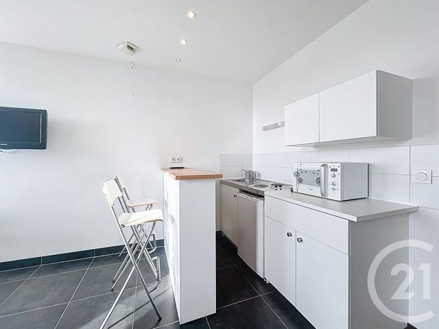 Appartement T1 &agrave; louer - 1 pi&egrave;ce - 28,93 m2 - Tours - 37 - CENTRE