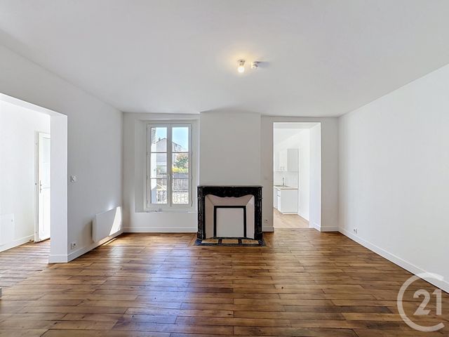 Appartement F3 &agrave; louer - 3 pi&egrave;ces - 96,20 m2 - Tours - 37 - CENTRE