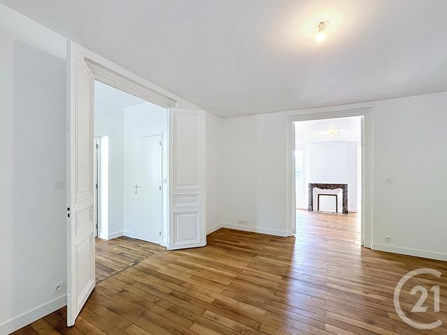 Appartement F3 &agrave; louer - 3 pi&egrave;ces - 96,20 m2 - Tours - 37 - CENTRE