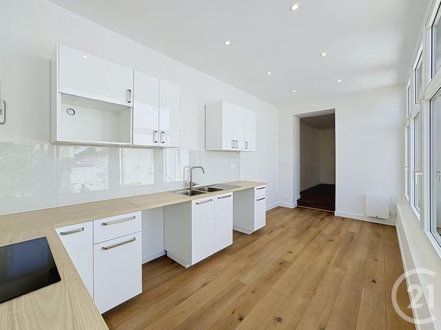 Appartement F3 &agrave; louer - 3 pi&egrave;ces - 96,20 m2 - Tours - 37 - CENTRE