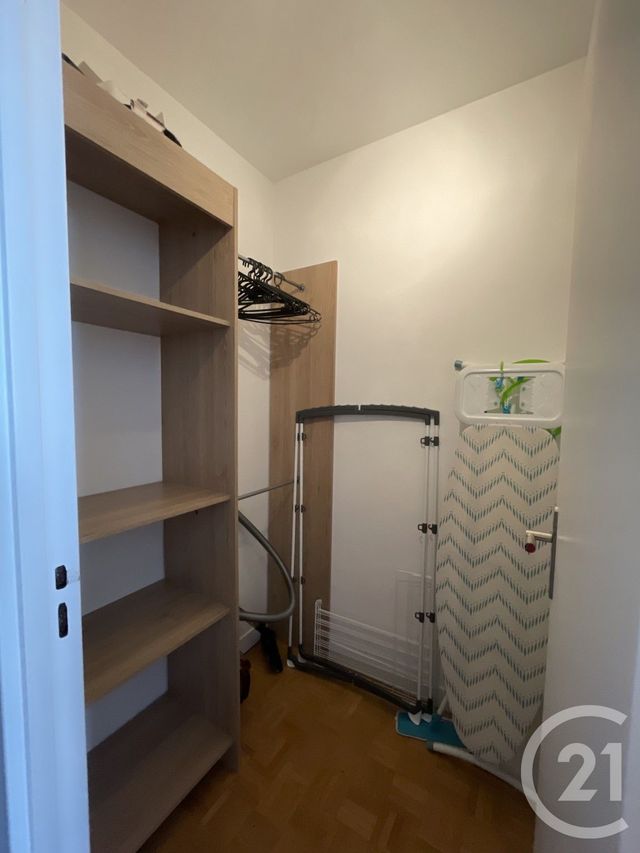 Appartement T1 &agrave; louer - 1 pi&egrave;ce - 26,93 m2 - Tours - 37 - CENTRE