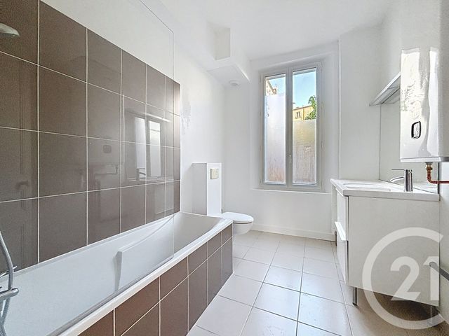Appartement T2 &agrave; louer - 2 pi&egrave;ces - 51,49 m2 - Tours - 37 - CENTRE