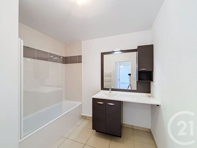 Appartement T3 &agrave; louer - 3 pi&egrave;ces - 68 m2 - Fondettes - 37 - CENTRE