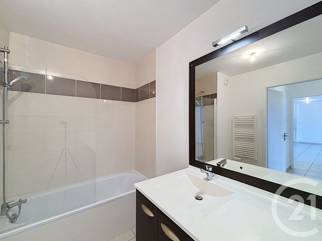 Appartement T3 &agrave; louer - 3 pi&egrave;ces - 68 m2 - Fondettes - 37 - CENTRE