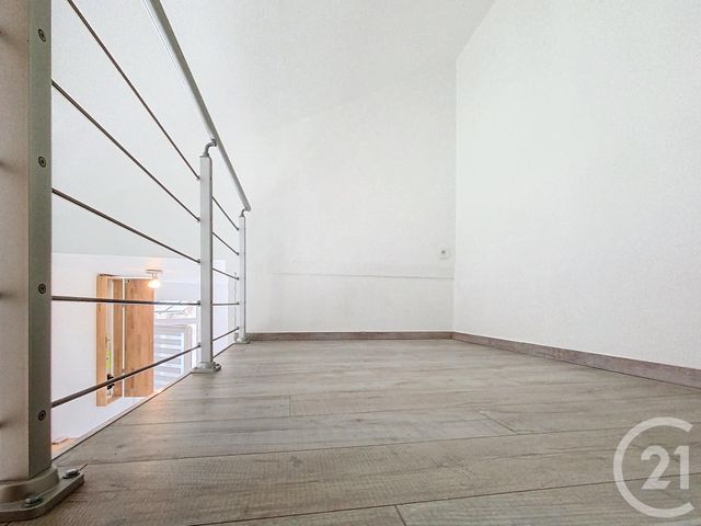 Appartement T1 &agrave; louer - 1 pi&egrave;ce - 21,99 m2 - Tours - 37 - CENTRE