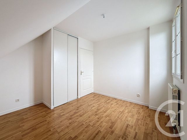 Maison &agrave; louer - 5 pi&egrave;ces - 128,80 m2 - St Cyr Sur Loire - 37 - CENTRE