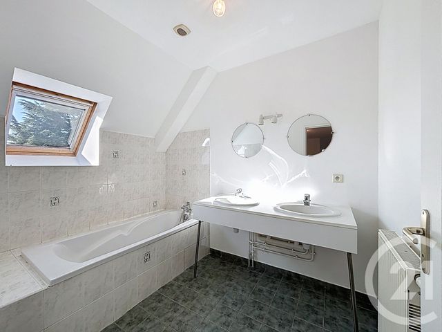 Maison &agrave; vendre - 6 pi&egrave;ces - 128,80 m2 - St Cyr Sur Loire - 37 - CENTRE