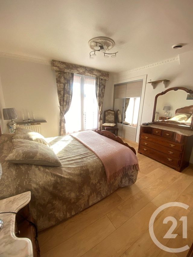 Maison à vendre - 9 pièces - 150 m2 - Boissy St Leger - 94 - ILE-DE-FRANCE