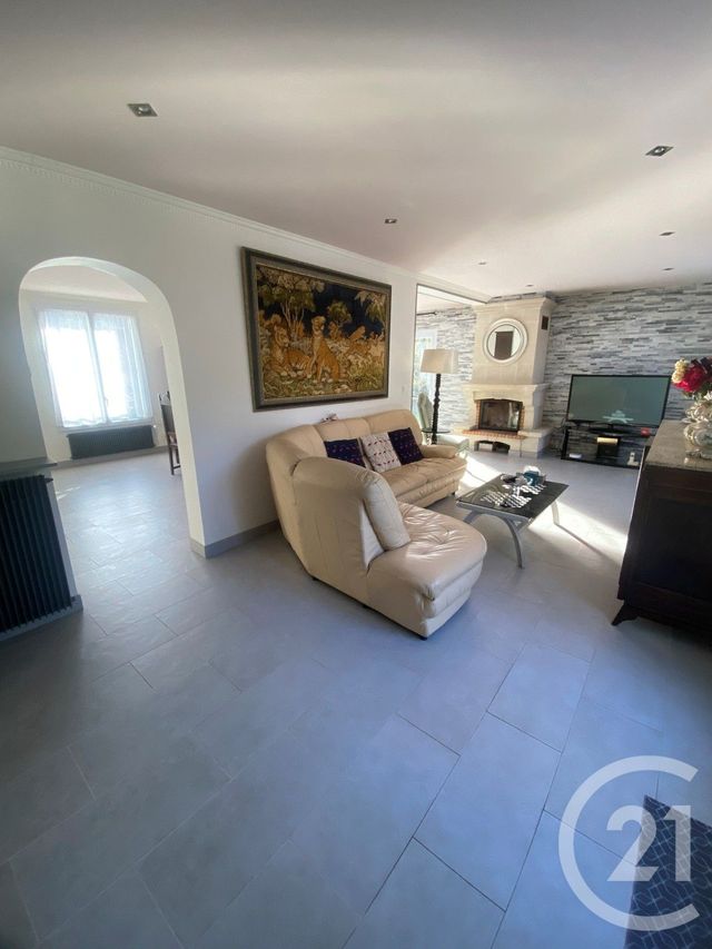 Maison à vendre - 9 pièces - 150 m2 - Boissy St Leger - 94 - ILE-DE-FRANCE