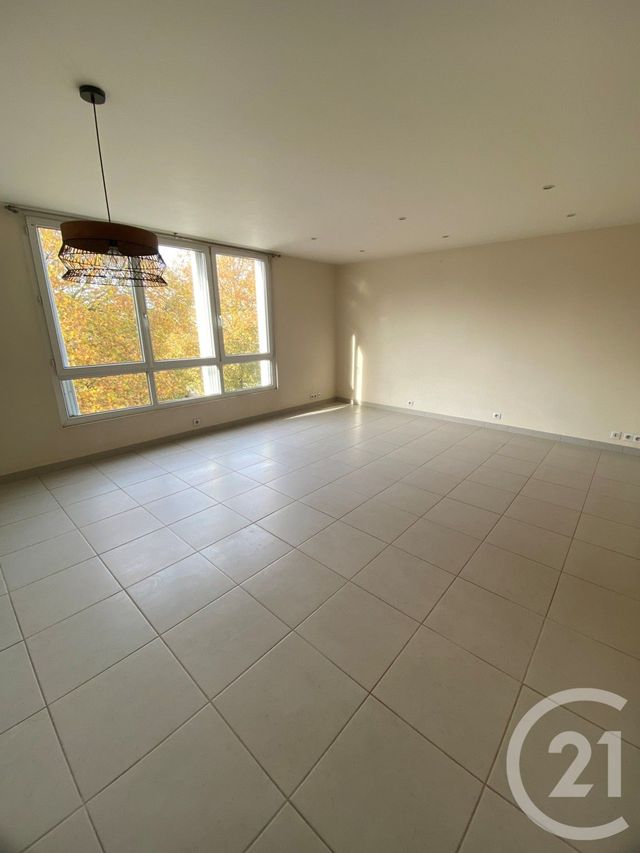 Appartement F3 à vendre - 3 pièces - 51,94 m2 - Livry Gargan - 93 - ILE-DE-FRANCE